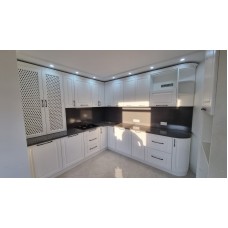 Bucătării la comandă din MDF și vopsite